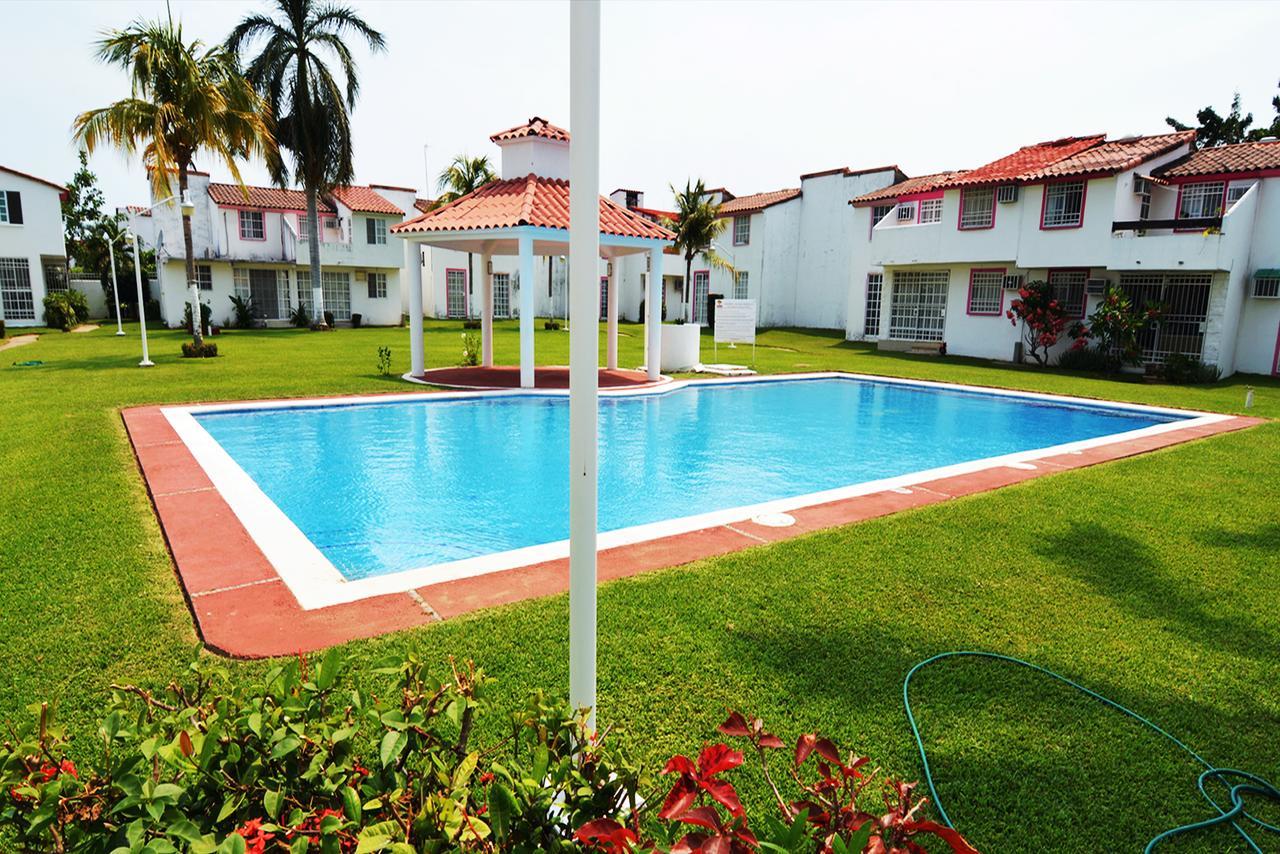 Hominngbird Acapulco Exterior foto